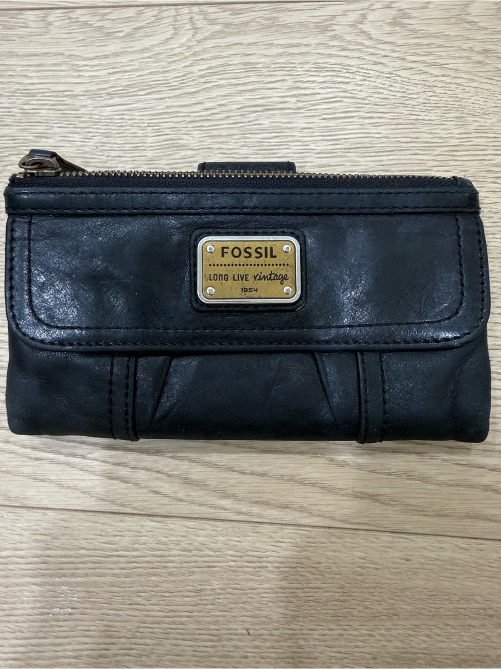 Fossil Black Leather Long Live Vintage Zip Organizer Wallet Clutch